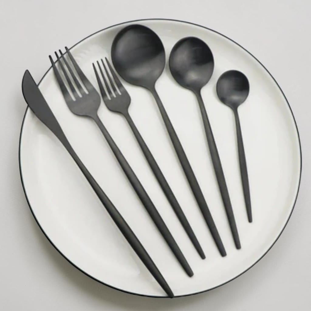 30-Piece Stainless Steel Cutlery Set – European Design Boldenn