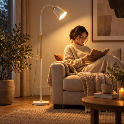 Standing Floor Lamp with Adjustable Lamp Head