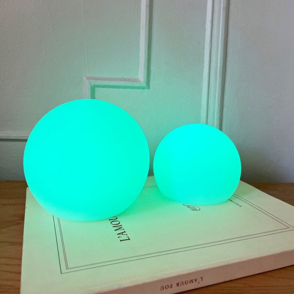 Cordless LED Globe Moon Table Lamp