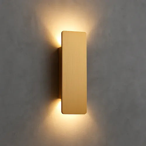 Golden Weatherproof LED Outdoor Wall Light Boldenn