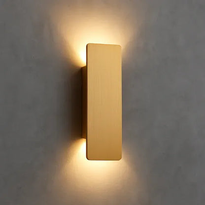 Golden Weatherproof LED Outdoor Wall Light Boldenn