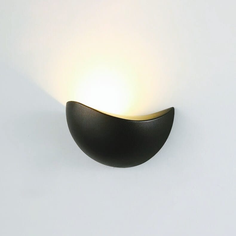 Minimalist Half-Round Nordic LED Wall Light Boldenn