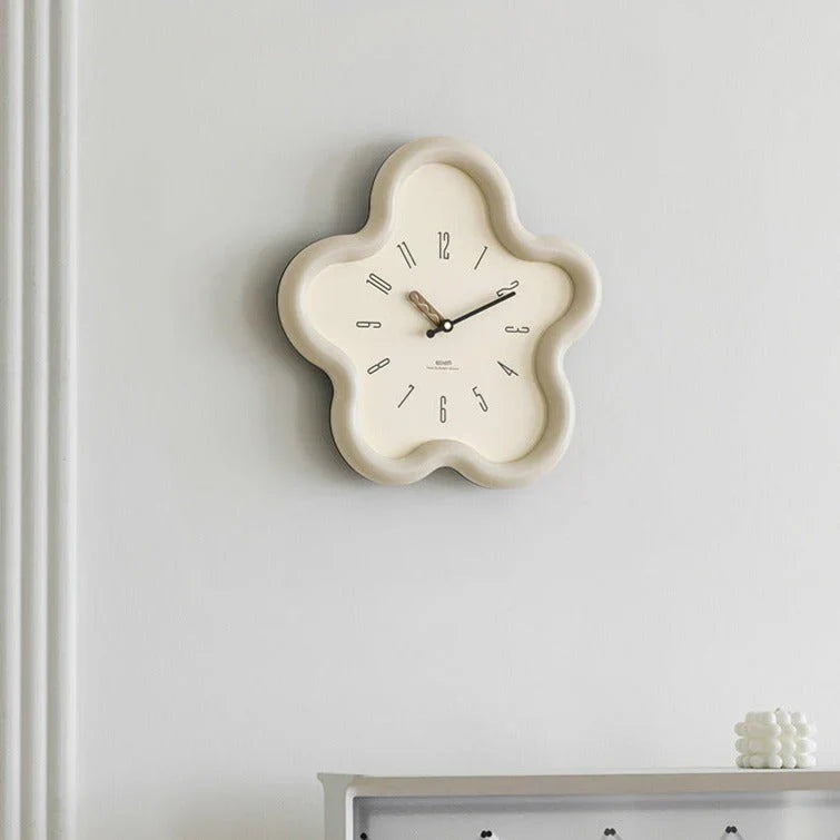 Flower Pendulum Wall Clock