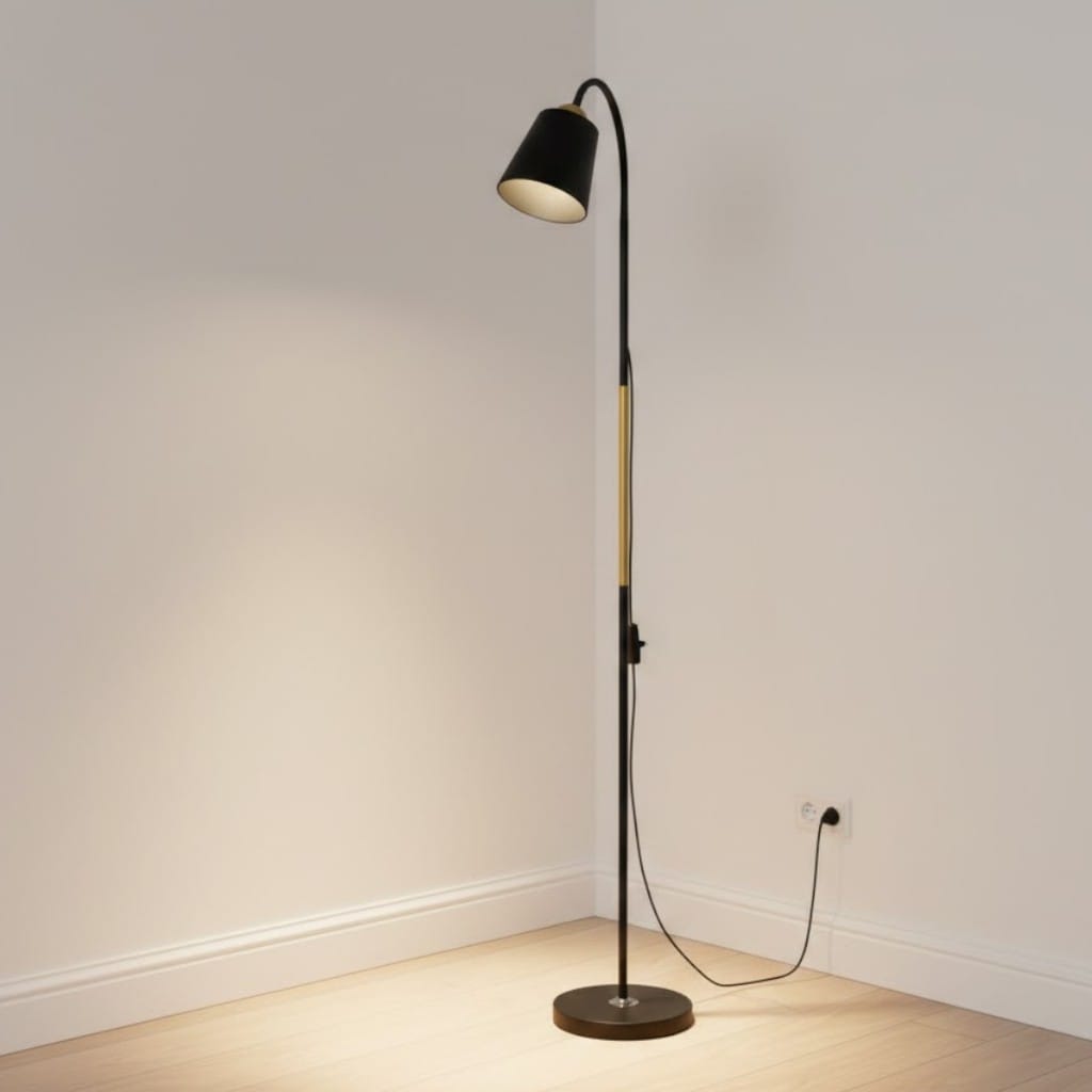 Standing Floor Lamp with Adjustable Lamp Head Boldenn