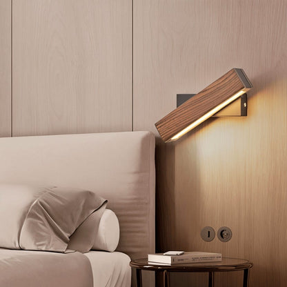 Swiveling Wooden Wall Sconce Boldenn