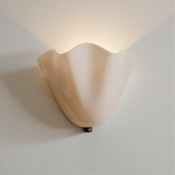 Vintage Shell Glossy Glass Wall Light Boldenn