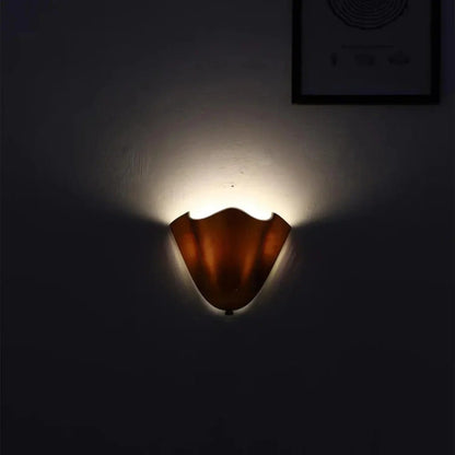 Vintage Shell Glossy Glass Wall Light Boldenn