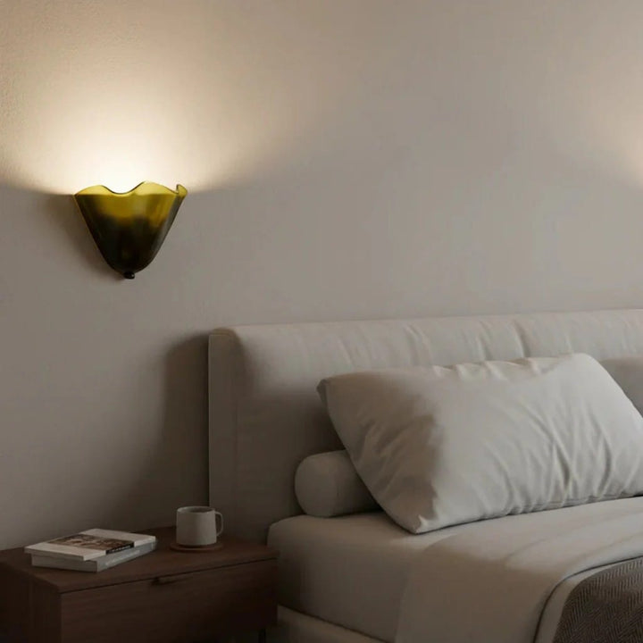Vintage Shell Glossy Glass Wall Light Boldenn