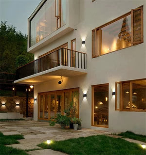Black Waterproof Outdoor LED Wall Lamp